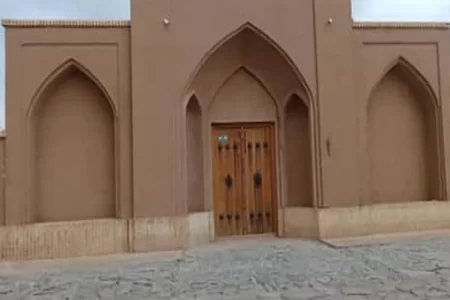 اقامتگاه بوم گردی عمارت ایرانی منش، زرند، کرمان